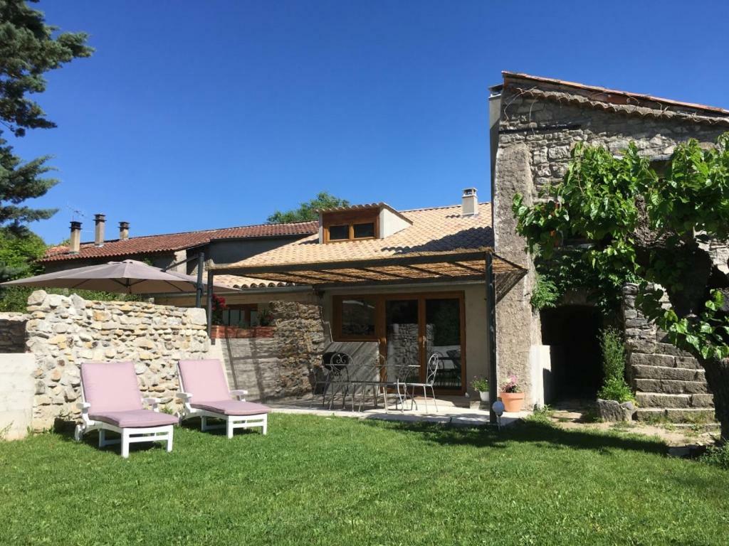 Gites "Oustaou De Bourboul" Grospierres Exterior foto